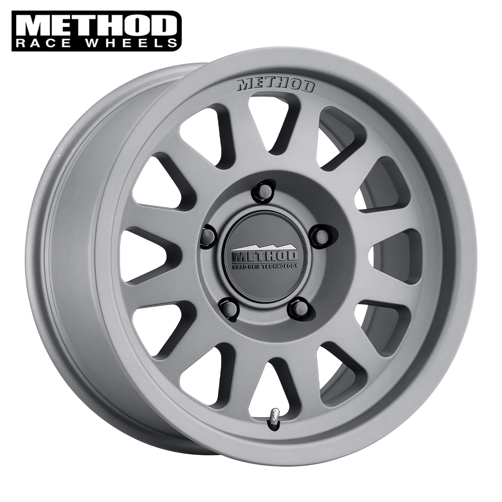 Method MR704, Jeep Wrangler/Gladiator 17x8.5, 0mm Offset, 5x5, 71.5mm Centerbore, Titanium